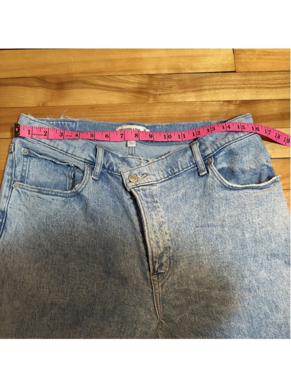 Abercrombie & Fitch Curve Love 90s Straight Jeans - Size 32/14L - Picture 5 of 11